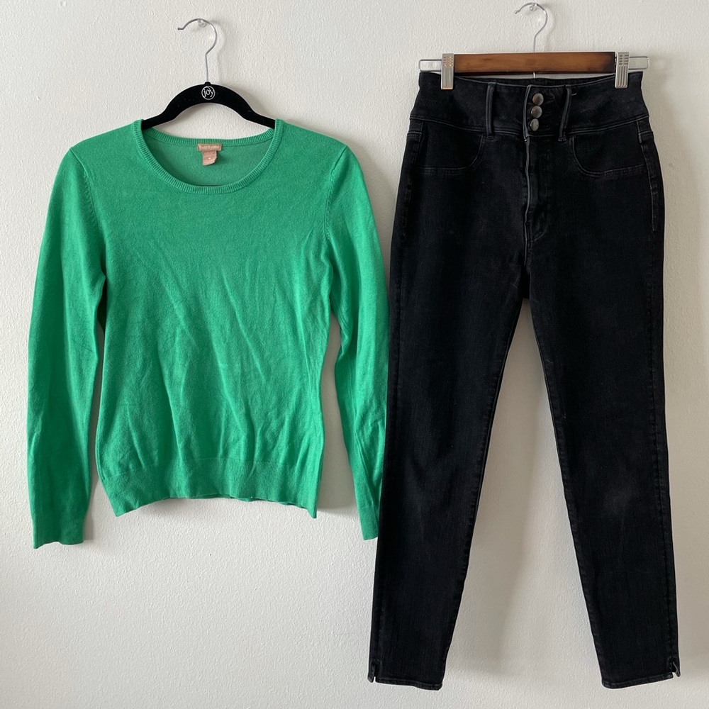 Lowered! 💥 Forever 21 Women’s Green Sweater